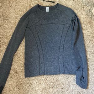 Ivivva by Lululemon Long sleeved shirt Size 12 (S/M)
